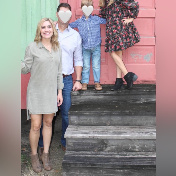 Dress - Picture 6 of 6